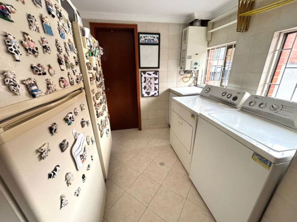 Apartamento de 3 alcobas en venta en San Patricio, Bogotá, 155 m² · foto 10 de 20