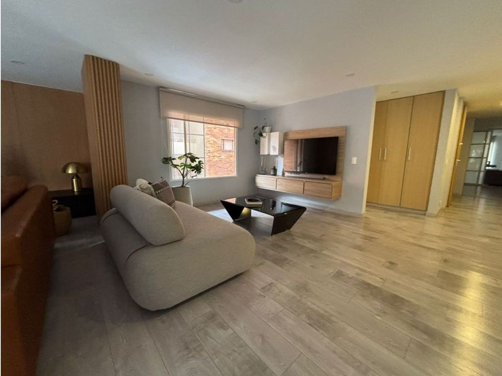 Apartamento de 3 alcobas en venta en Chicó Norte, Bogotá, 225 m² · foto 3 de 16
