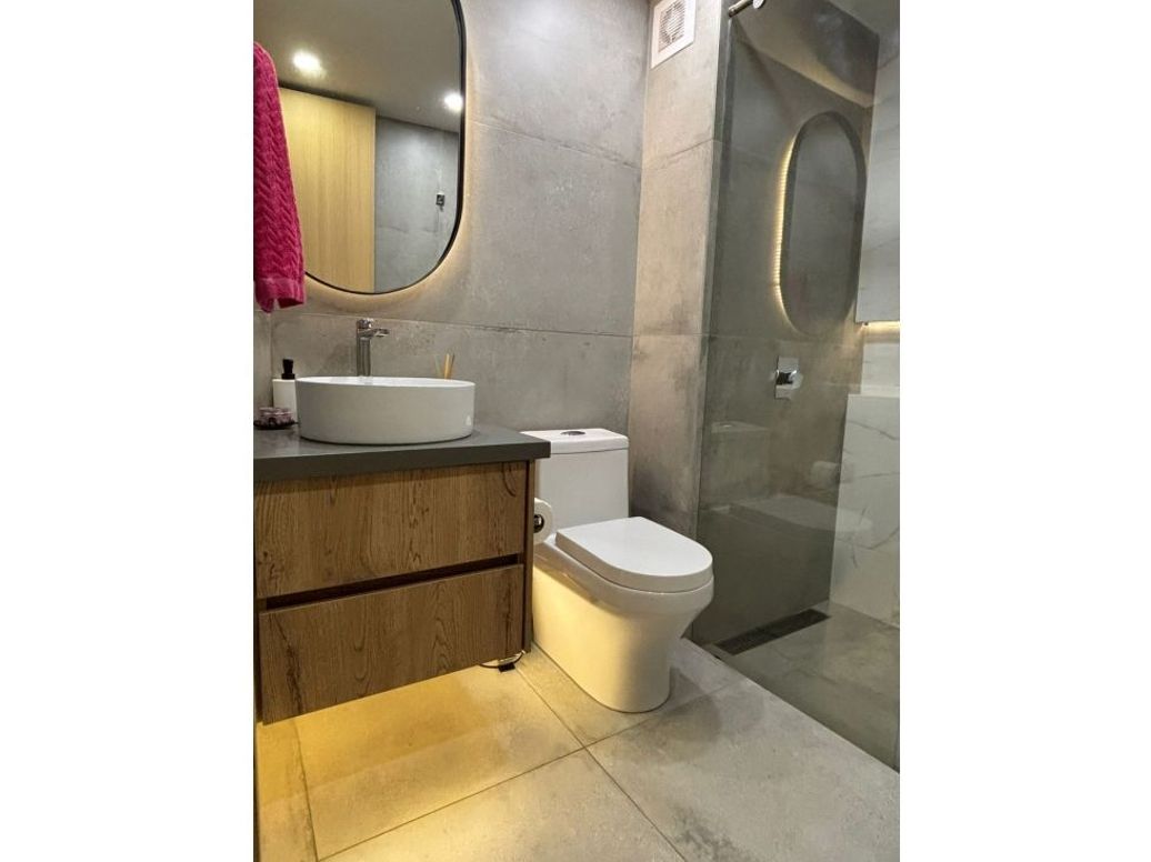 Apartamento de 3 alcobas en venta en Chicó Norte, Bogotá, 225 m² · foto 15 de 16