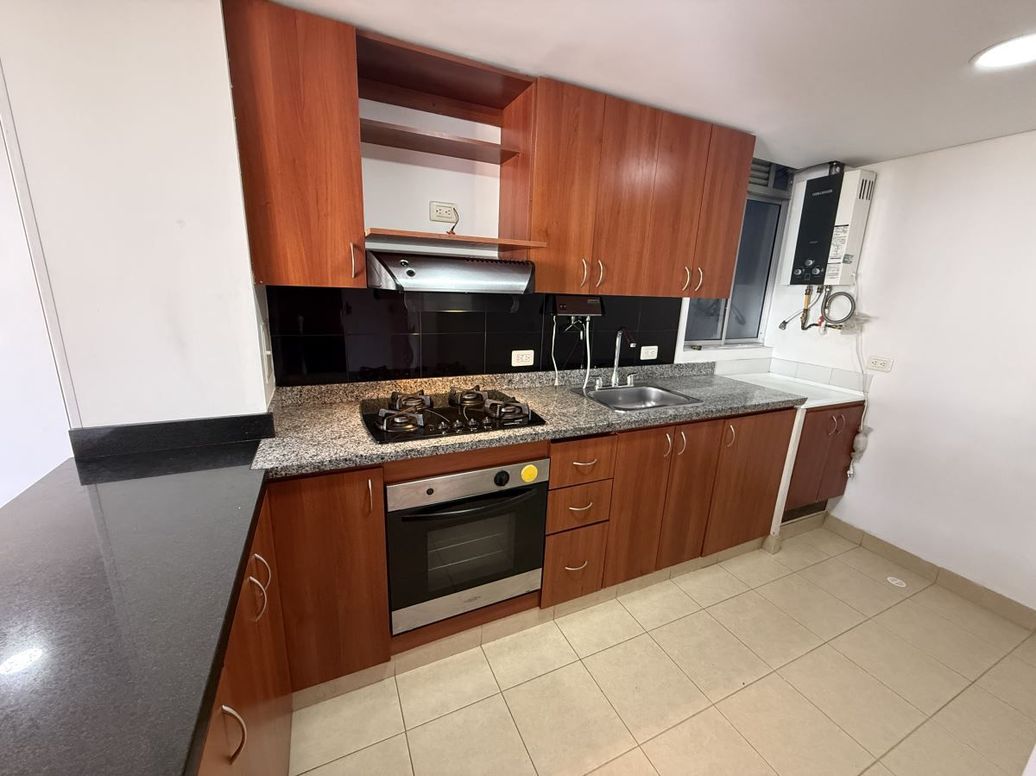Apartamento de 3 alcobas en venta en Verbenal, Bogotá, 86 m² · foto 7 de 20