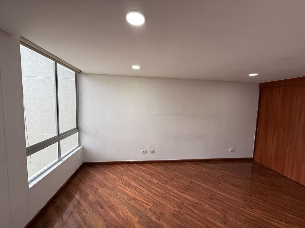 Apartamento de 3 alcobas en venta en Verbenal, Bogotá, 86 m² · foto 15 de 20