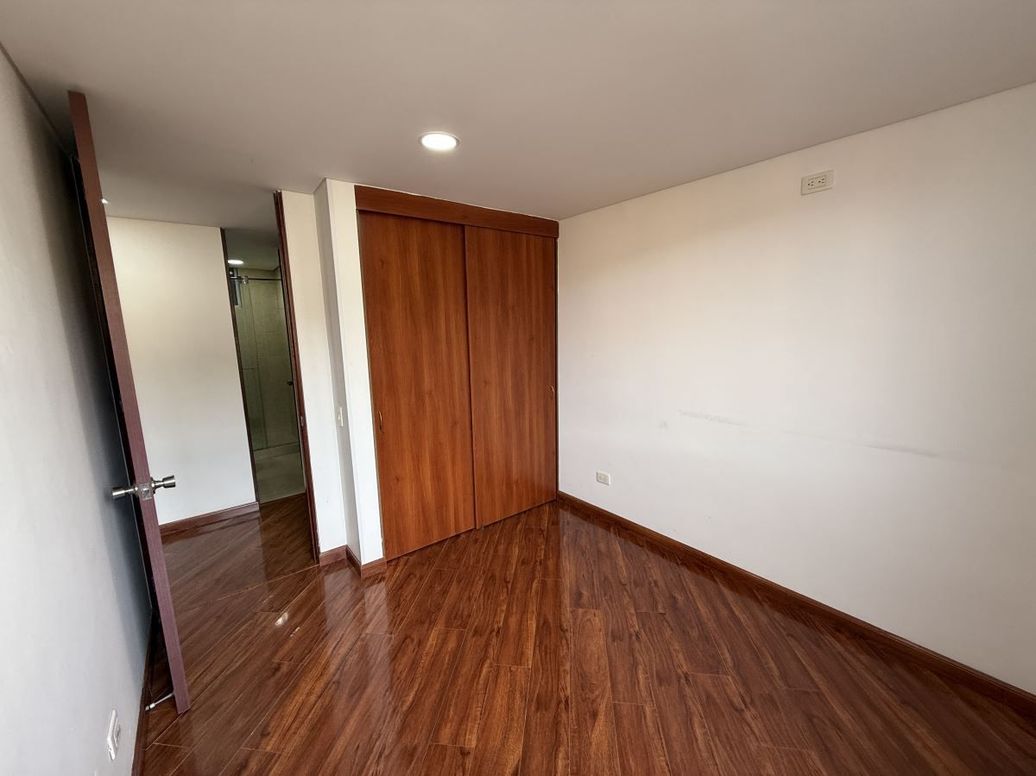 Apartamento de 3 alcobas en venta en Verbenal, Bogotá, 86 m² · foto 19 de 20
