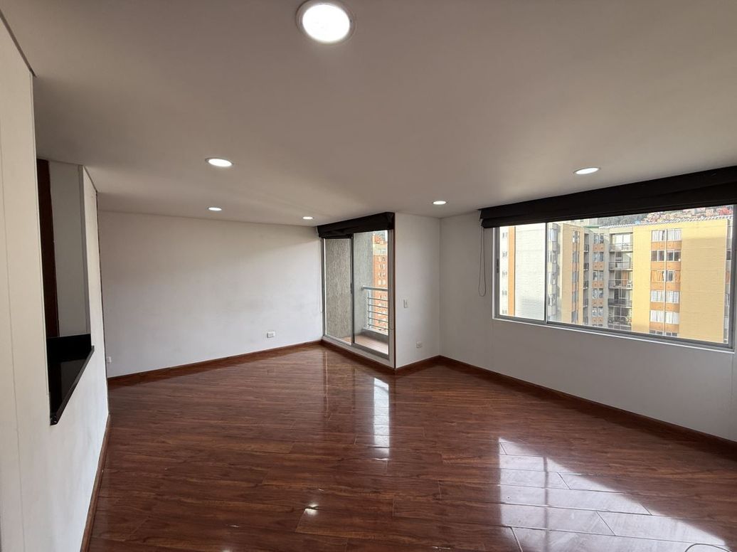Apartamento de 3 alcobas en venta en Verbenal, Bogotá, 86 m² · foto 5 de 20