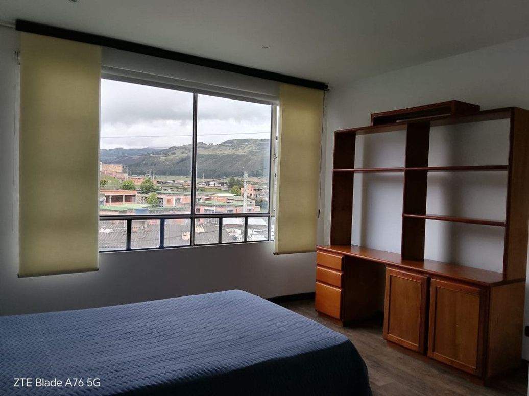 Casa de 5 alcobas en venta en Serranias, Bogotá, 200 m² · foto 15 de 20