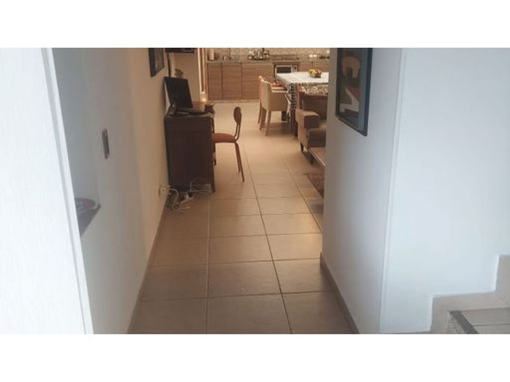 Apartamento de 4 alcobas en venta en Niza, Bogotá, 192 m² · foto 6 de 15