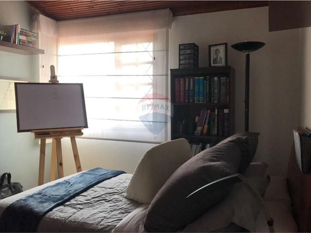 Casa de 5 alcobas en venta en Puente Largo, Bogotá, 243 m² · foto 2 de 20