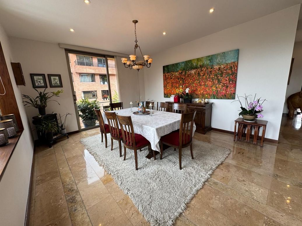 Apartamento de 3 alcobas en arriendo en El Refugio, Bogotá, 360 m² · foto 6 de 20