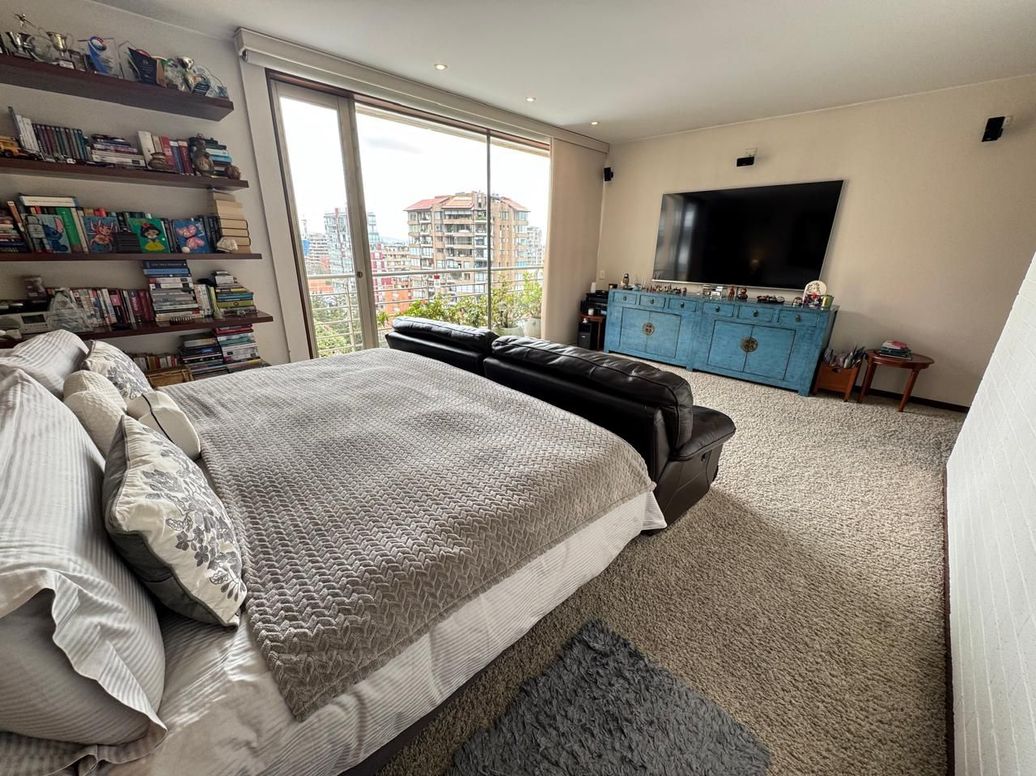 Apartamento de 3 alcobas en arriendo en El Refugio, Bogotá, 360 m² · foto 14 de 20