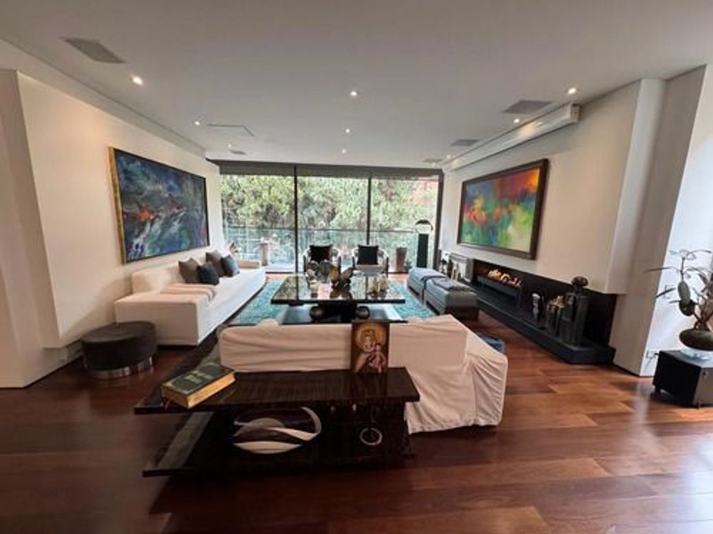 Apartamento de 3 alcobas en venta en Bellavista, Bogotá, 330 m² · foto 3 de 20