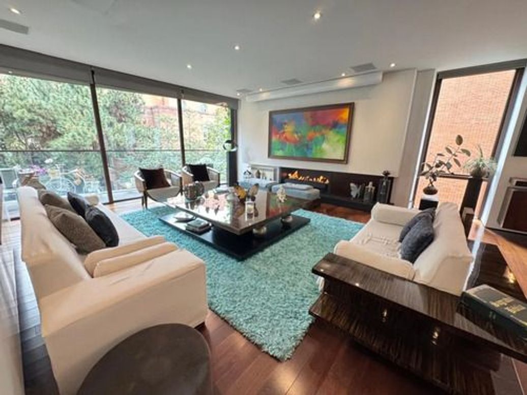 Apartamento de 3 alcobas en venta en Bellavista, Bogotá, 330 m² · foto 2 de 20