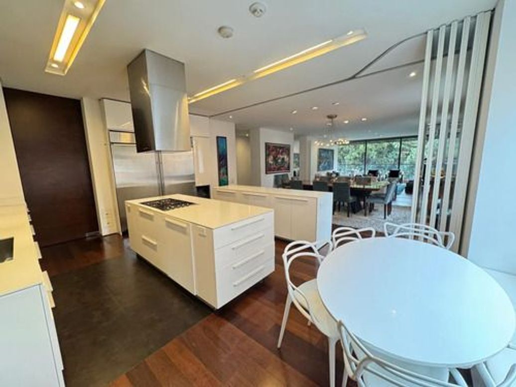 Apartamento de 3 alcobas en venta en Bellavista, Bogotá, 330 m² · foto 10 de 20