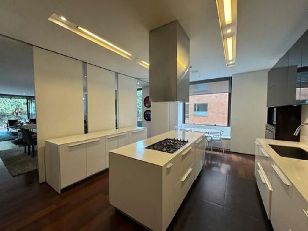 Apartamento de 3 alcobas en venta en Bellavista, Bogotá, 330 m² · foto 15 de 20