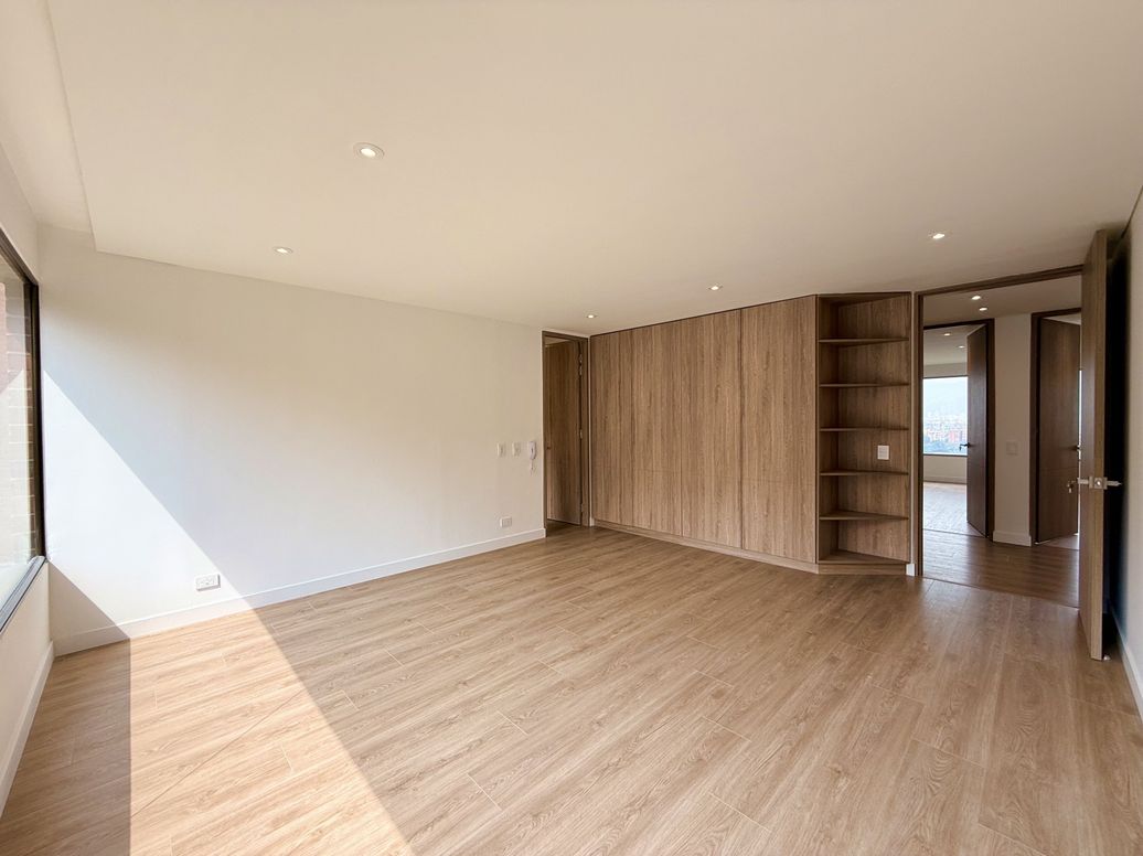 Apartamento de 4 alcobas en venta en Niza Suba, Bogotá, 298 m² · foto 17 de 20
