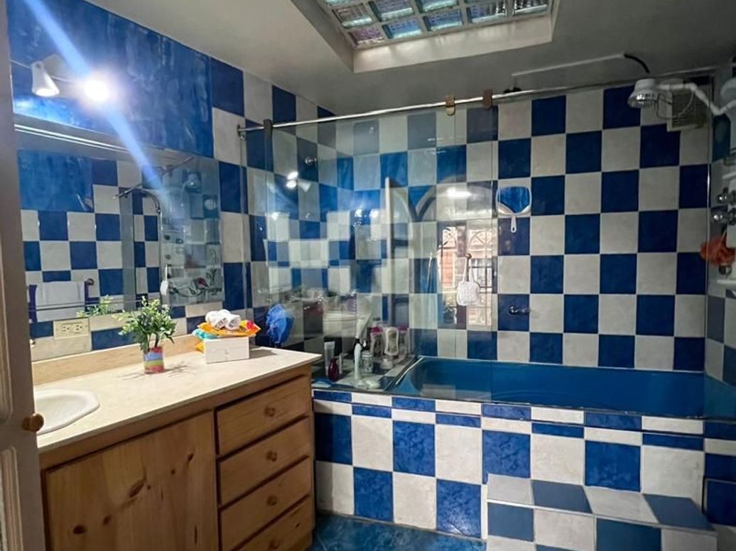 Casa de 3 alcobas en venta en Jorge Eliécer Gaitán, Bogotá, 586 m² · foto 10 de 12