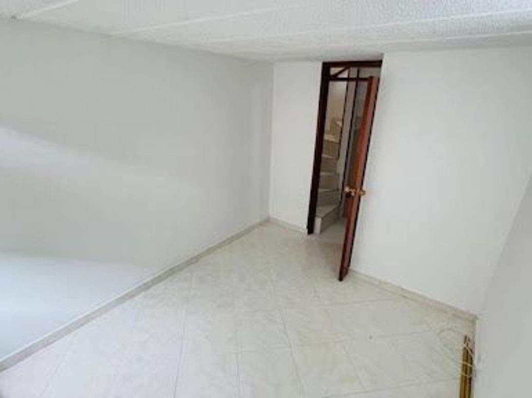 Casa de 2 alcobas en venta en La Fontana, Bogotá, 47 m² · foto 19 de 20