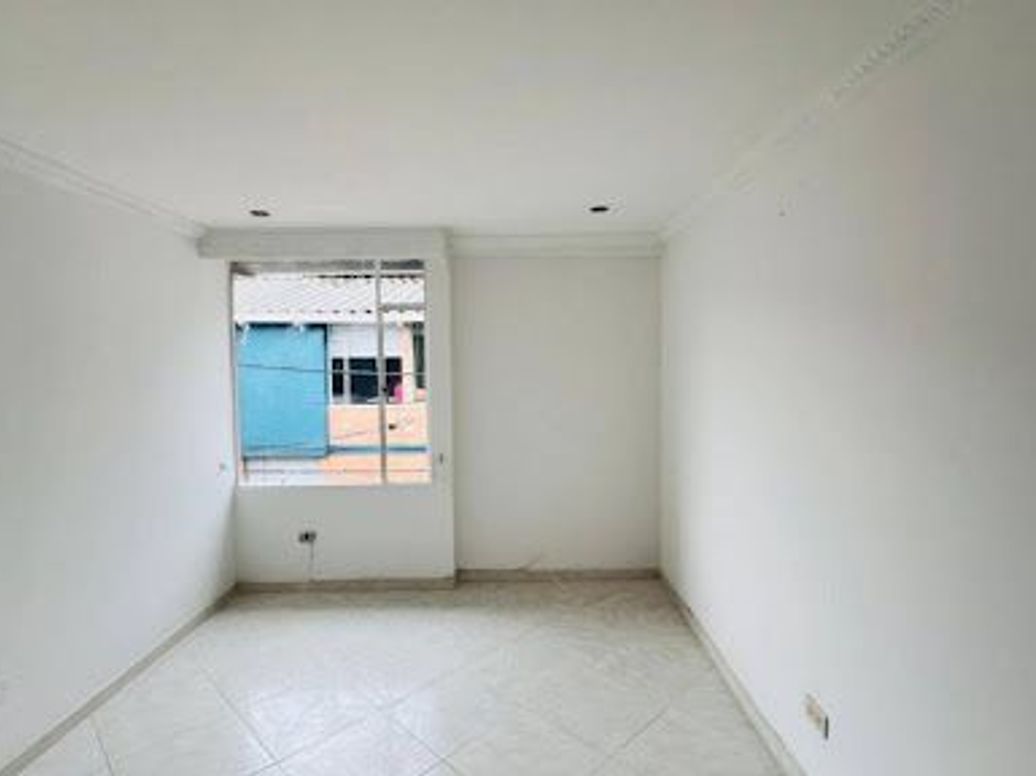 Casa de 2 alcobas en venta en La Fontana, Bogotá, 47 m² · foto 18 de 20