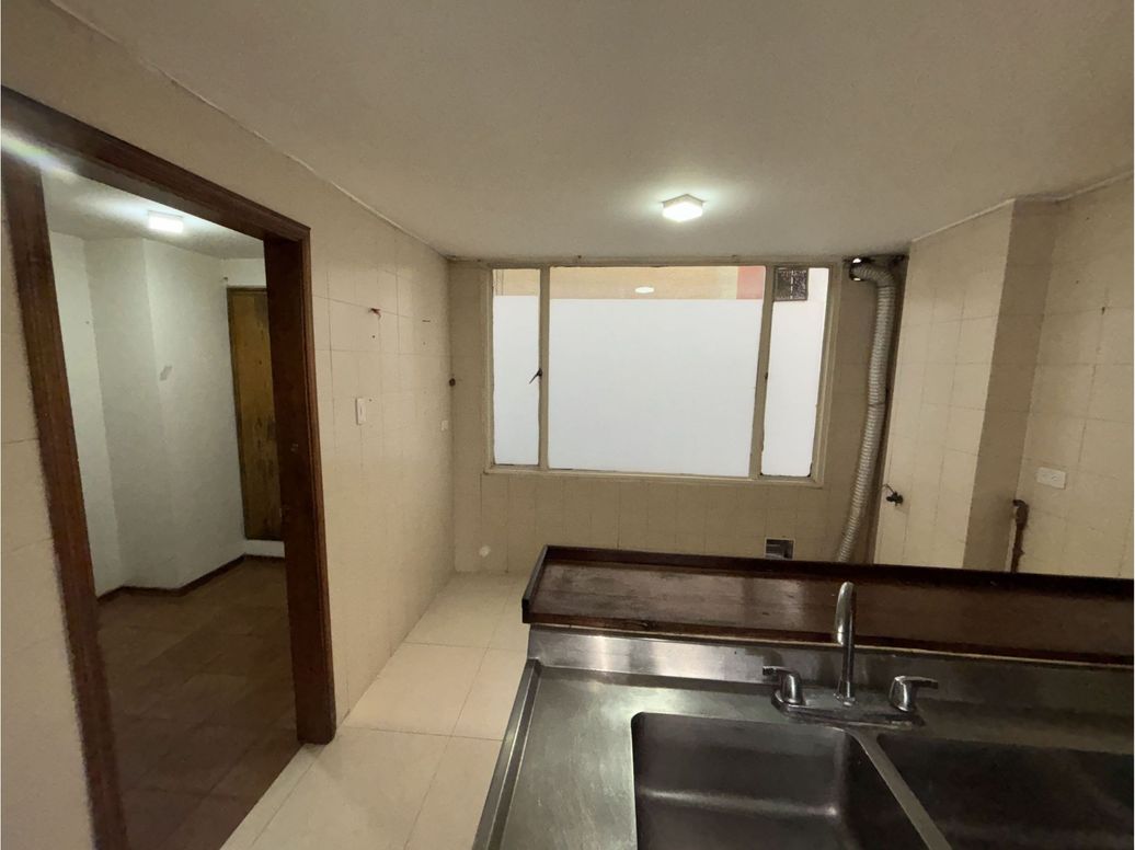 Apartamento de 4 alcobas en venta en Polo Club, Bogotá, 157 m² · foto 6 de 20