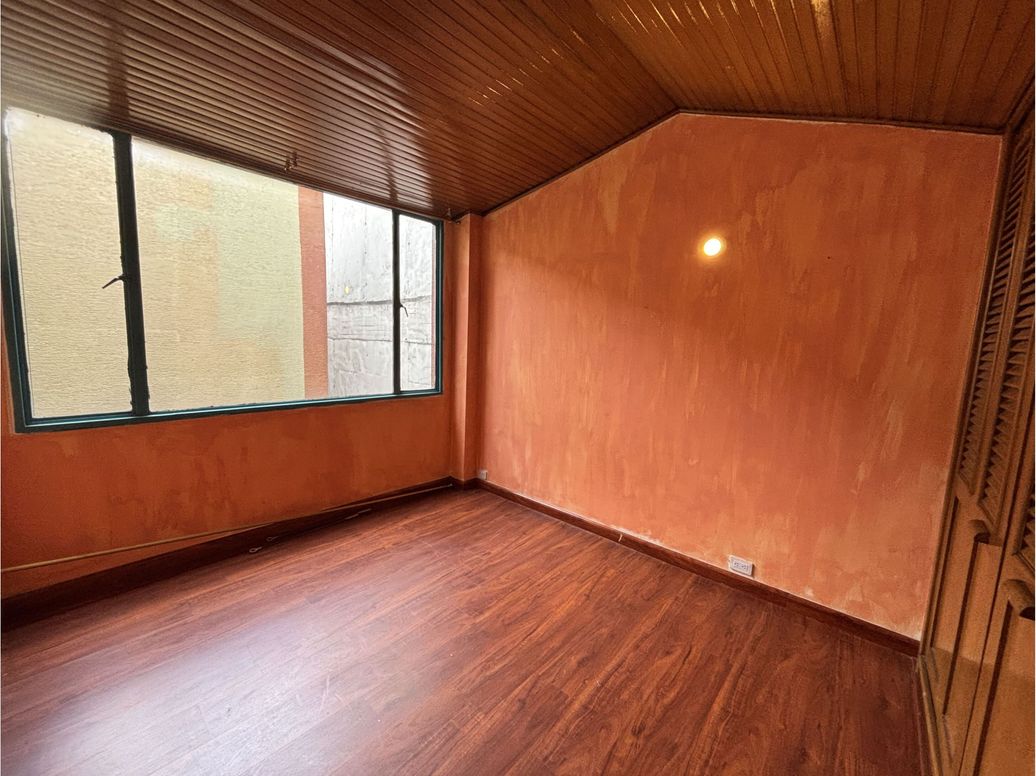 Apartamento de 4 alcobas en venta en Polo Club, Bogotá, 157 m² · foto 12 de 20