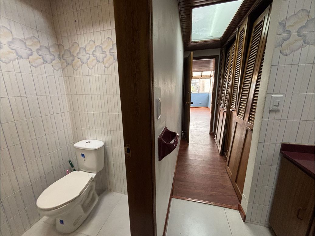 Apartamento de 4 alcobas en venta en Polo Club, Bogotá, 157 m² · foto 18 de 20
