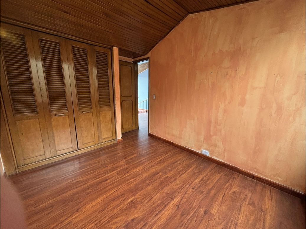 Apartamento de 4 alcobas en venta en Polo Club, Bogotá, 157 m² · foto 13 de 20