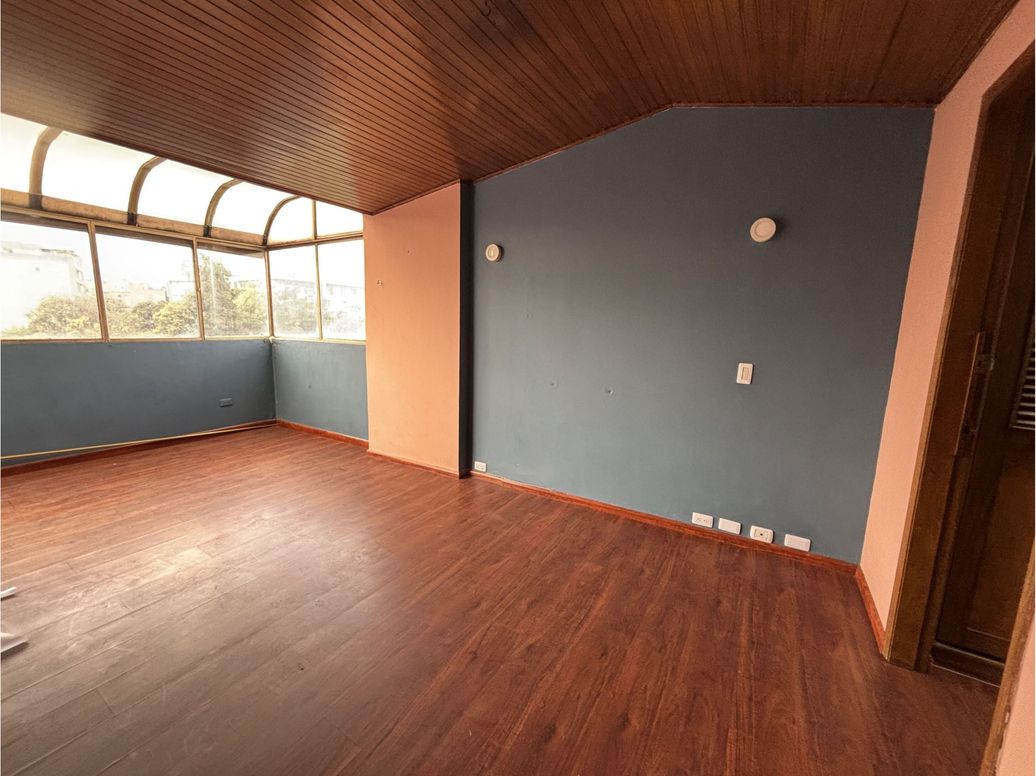 Apartamento de 4 alcobas en venta en Polo Club, Bogotá, 157 m² · foto 16 de 20