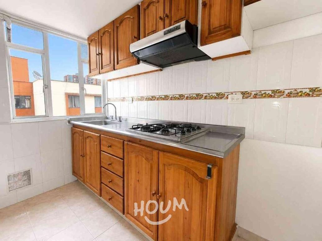 Apartamento de 3 alcobas en venta en La Emilia, Bogotá, 64 m² · foto 2 de 6