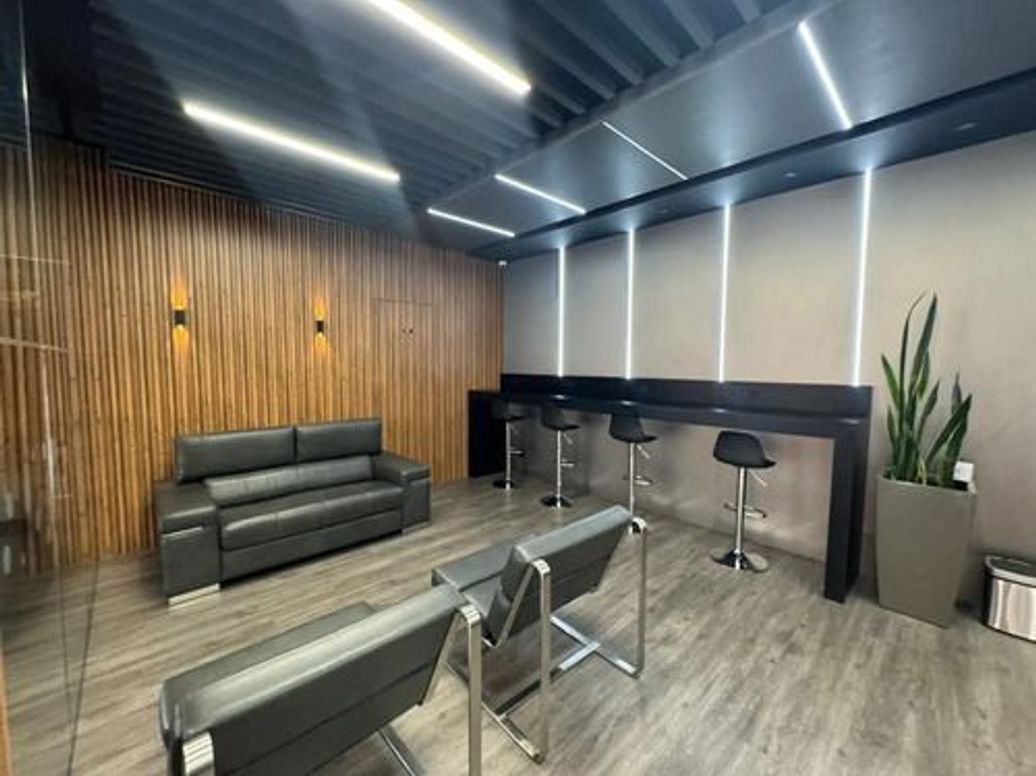 Apartamento de 2 alcobas en venta en Santa Barbara, Bogotá, 70 m² · foto 3 de 6