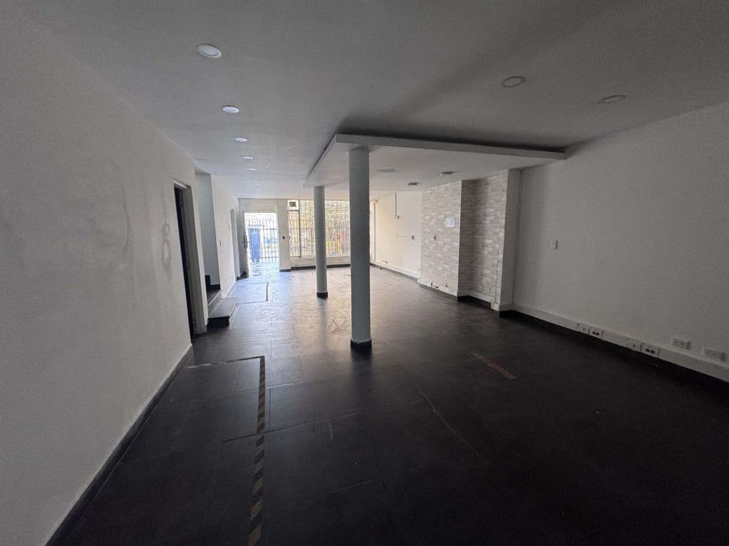 Casa de 5 alcobas en venta en San Felipe, Bogotá, 390 m² · foto 11 de 20