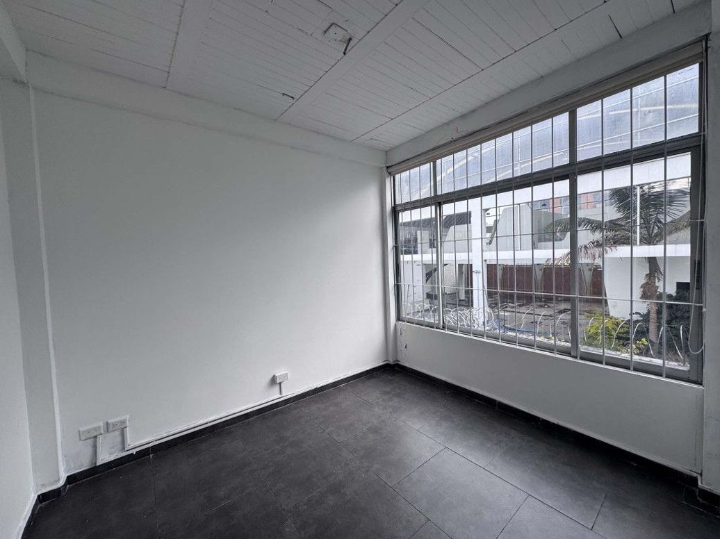 Casa de 5 alcobas en venta en San Felipe, Bogotá, 390 m² · foto 17 de 20