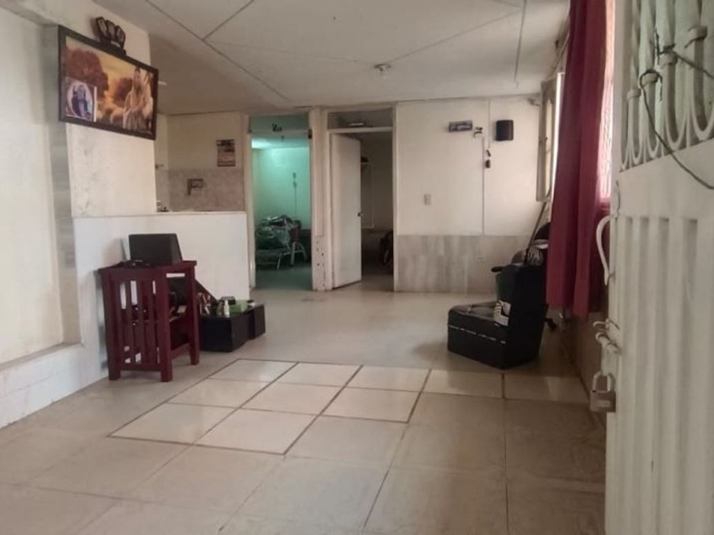 Casa de 6 alcobas en venta en Villa Claver 1 Y 2, Bogotá, 86 m² · foto 3 de 19