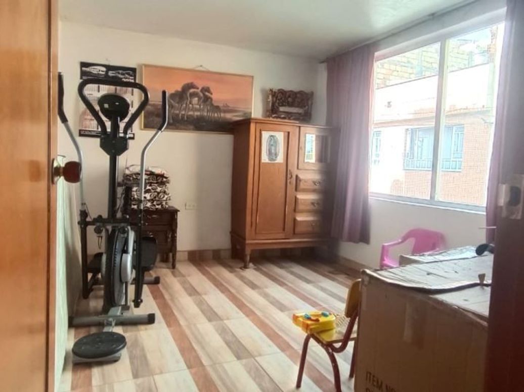 Casa de 6 alcobas en venta en Villa Claver 1 Y 2, Bogotá, 86 m² · foto 10 de 19