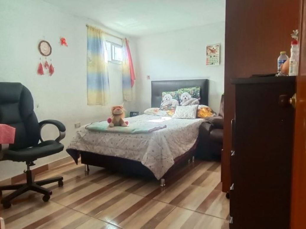 Casa de 6 alcobas en venta en Villa Claver 1 Y 2, Bogotá, 86 m² · foto 9 de 19