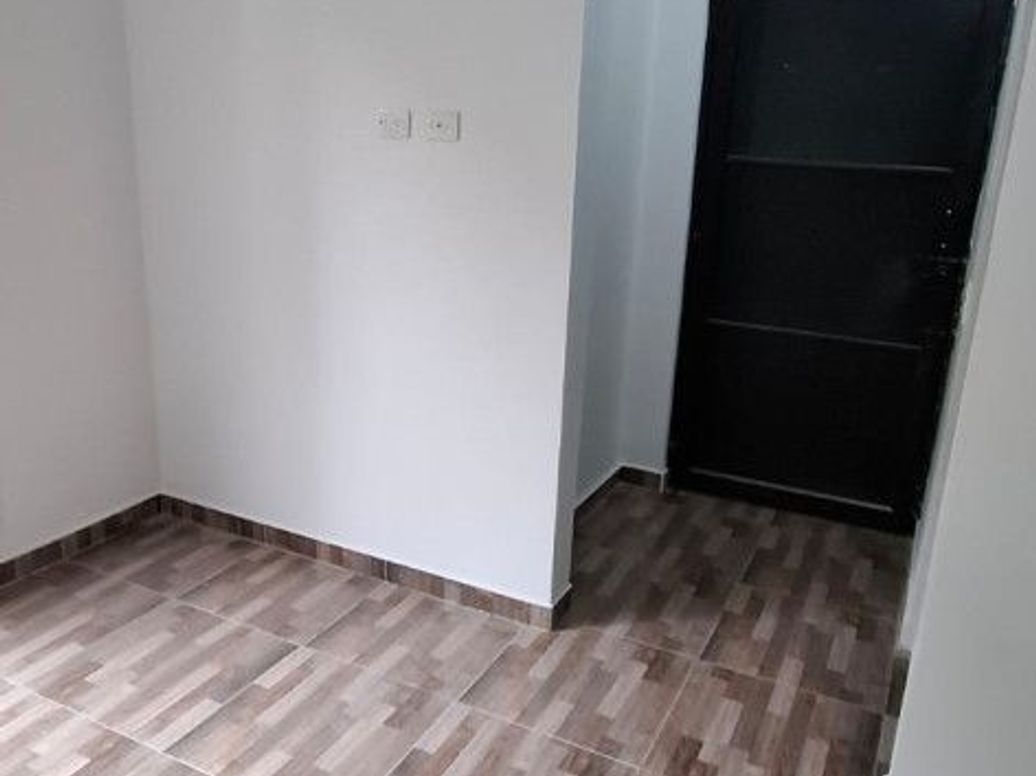 Apartaestudio en venta en Calvo Sur, Bogotá, 29 m² · foto 8 de 15