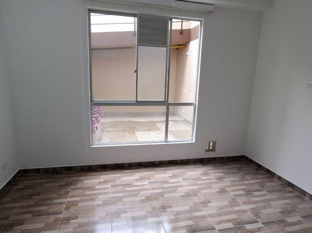 Apartaestudio en venta en Calvo Sur, Bogotá, 29 m² · foto 3 de 15
