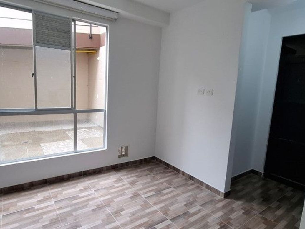 Apartaestudio en venta en Calvo Sur, Bogotá, 29 m² · foto 9 de 15
