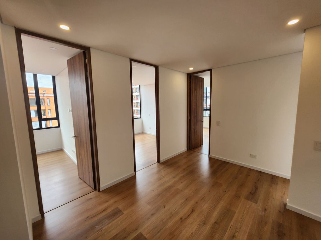 Apartamento de 3 alcobas en arriendo en Los Cedros Oriental, Bogotá, 114 m² · foto 10 de 20