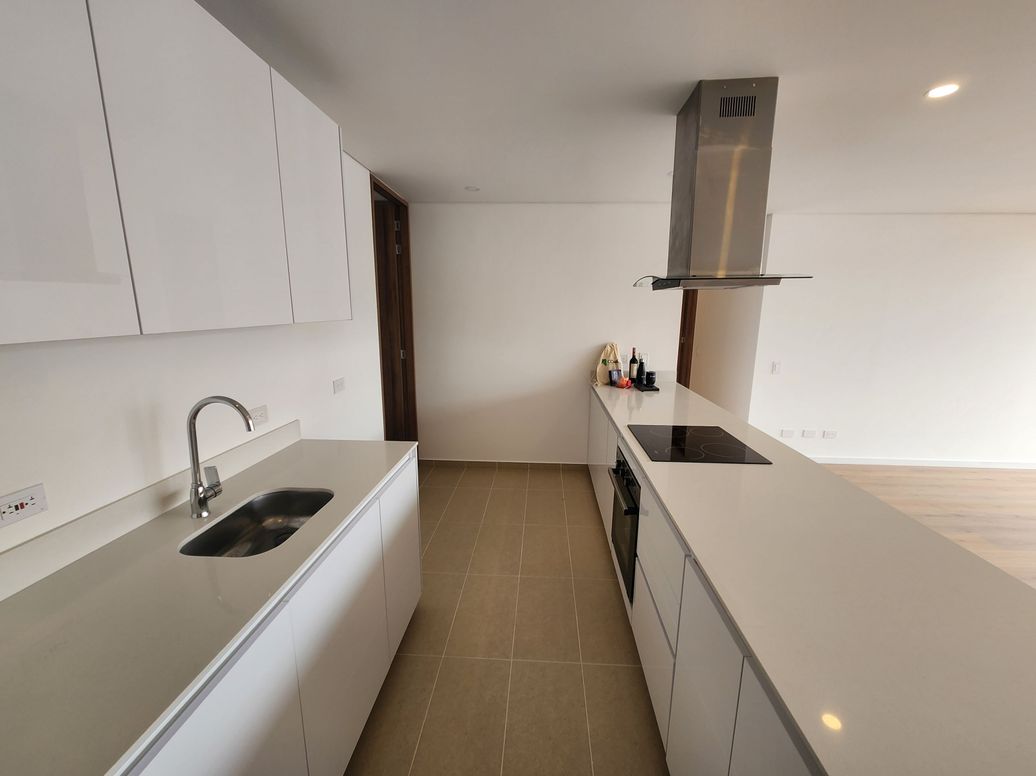 Apartamento de 3 alcobas en arriendo en Los Cedros Oriental, Bogotá, 114 m² · foto 20 de 20