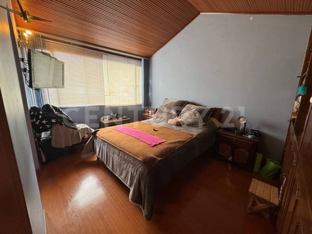 Casa de 5 alcobas en venta en Las Villas, Bogotá, 240 m² · foto 19 de 20