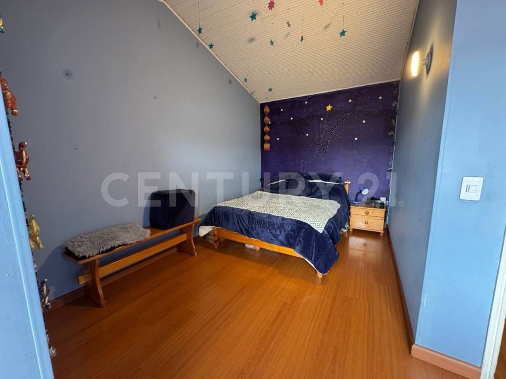 Casa de 5 alcobas en venta en Las Villas, Bogotá, 240 m² · foto 13 de 20