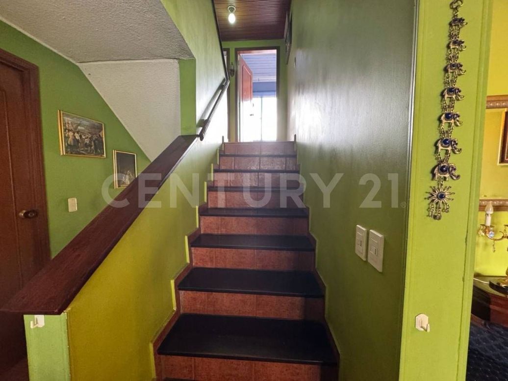 Casa de 5 alcobas en venta en Las Villas, Bogotá, 240 m² · foto 12 de 20