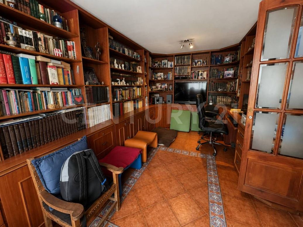 Casa de 5 alcobas en venta en Las Villas, Bogotá, 240 m² · foto 4 de 20