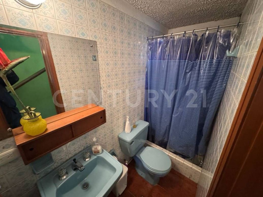 Casa de 5 alcobas en venta en Las Villas, Bogotá, 240 m² · foto 7 de 20