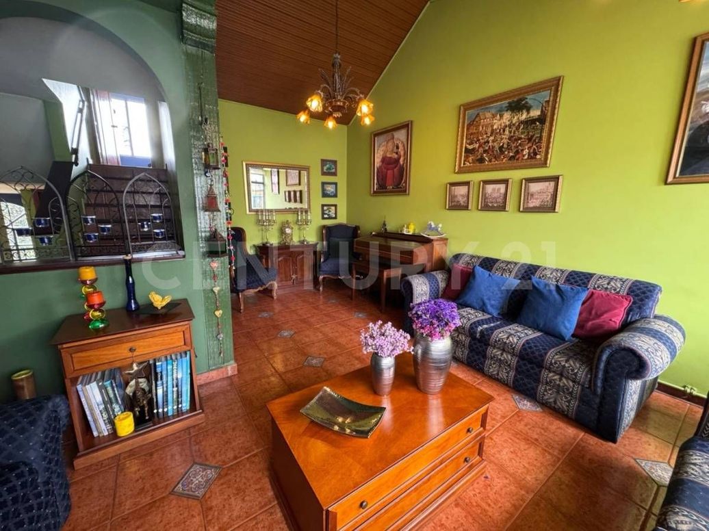 Casa de 5 alcobas en venta en Las Villas, Bogotá, 240 m² · foto 6 de 20
