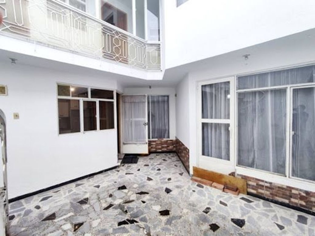 Casa de 7 alcobas en venta en Santa Isabel, Bogotá, 350 m² · foto 5 de 20