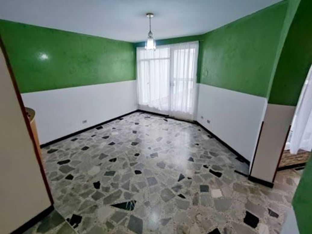 Casa de 7 alcobas en venta en Santa Isabel, Bogotá, 350 m² · foto 7 de 20