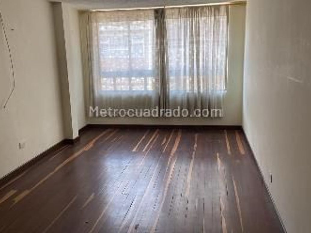 Casa de 5 alcobas en venta en Florida Blanca, Bogotá, 300 m² · foto 7 de 15