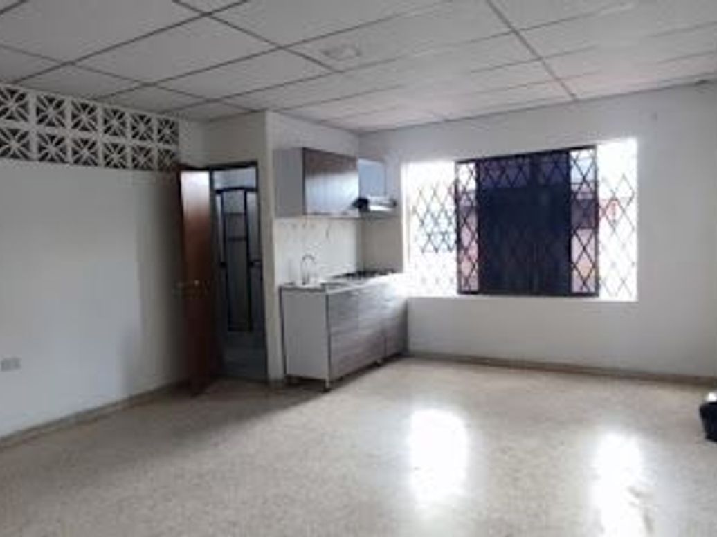 ARRIENDO de APARTAMENTO en GALERIA PORVENIR, CALI en Porvenir