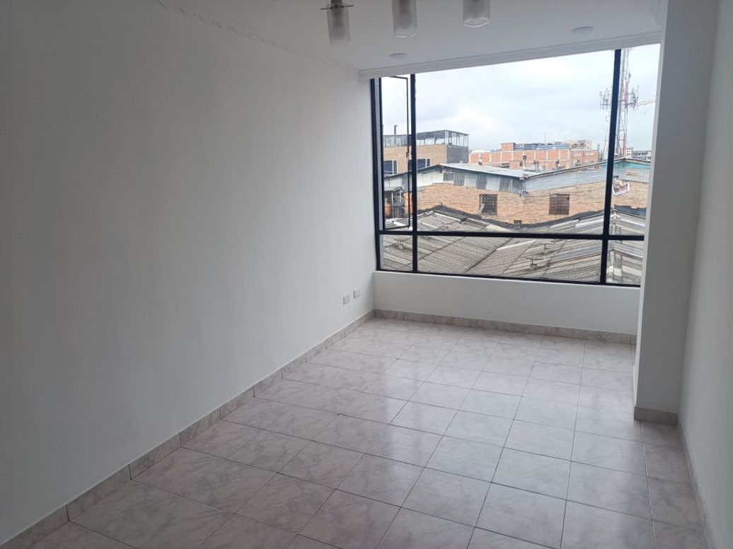 Apartamento de 3 alcobas en venta en La Cabaña, Bogotá, 54 m² · foto 4 de 17