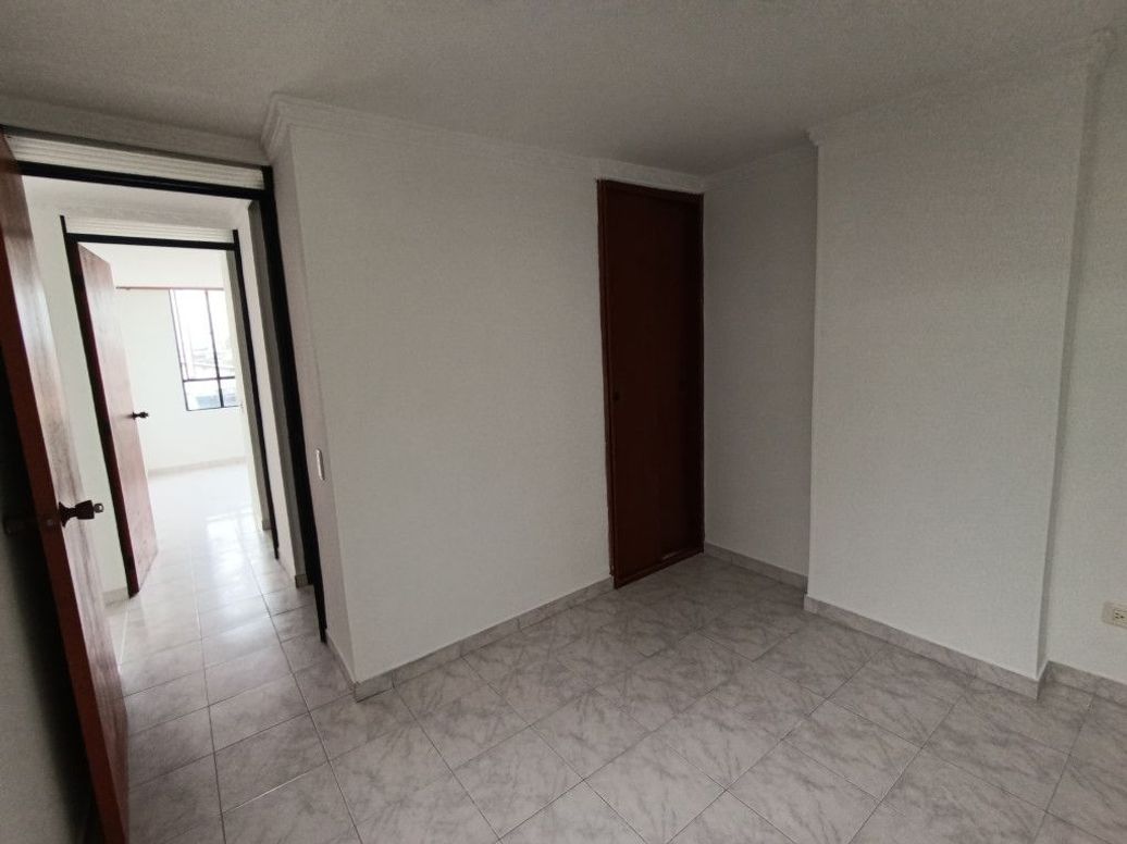 Apartamento de 3 alcobas en venta en La Cabaña, Bogotá, 54 m² · foto 14 de 17