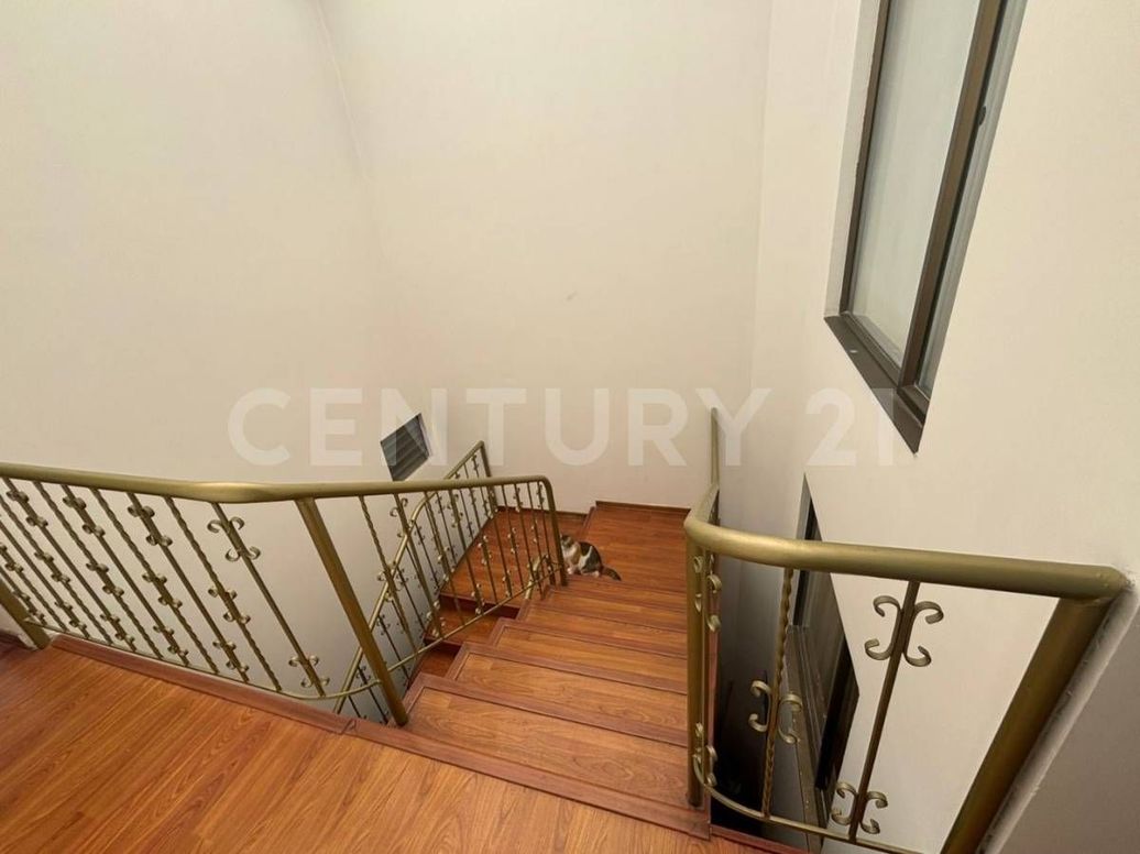 Casa de 5 alcobas en venta en La Campiña, Bogotá, 216 m² · foto 17 de 17